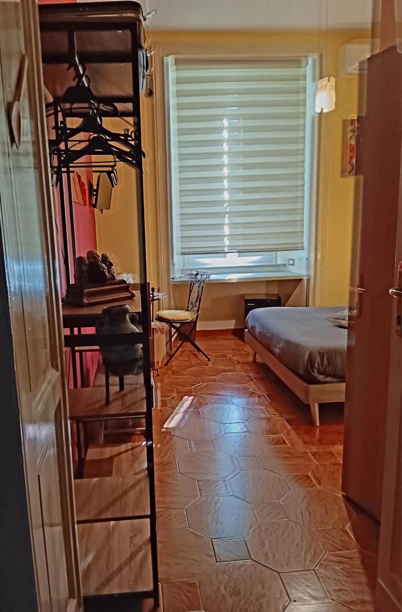 Non Ci Resta Che Napoli住宿加早餐旅馆 外观 照片